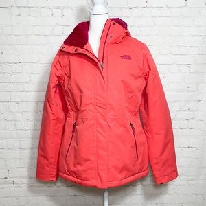 The North Face Women’s Peach/Pink Insulated Winter Jacket